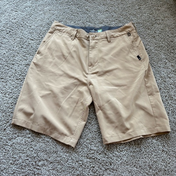 Men's Quicksilver Amphibian Hybrid Shorts Size 30 Khaki Tan - Picture 1 of 6